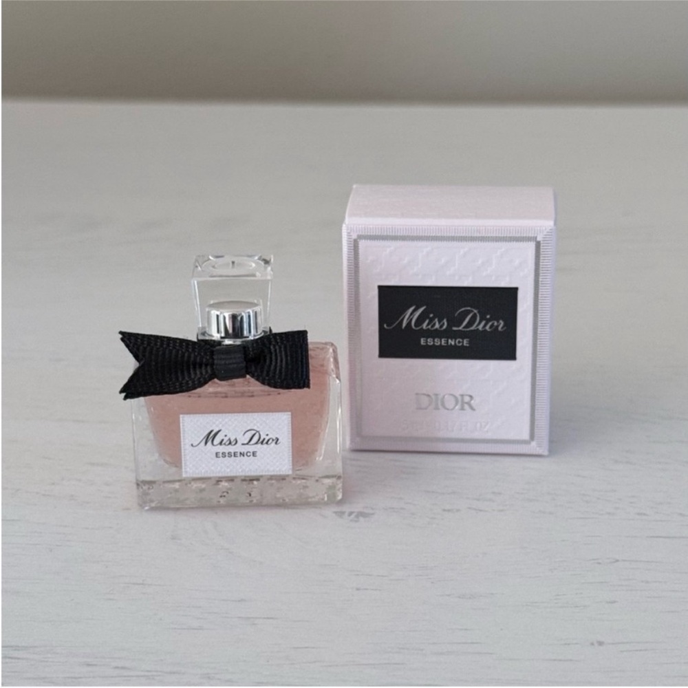 Dior Miss Dior Essence Mini Dabber - Picture 3 of 3